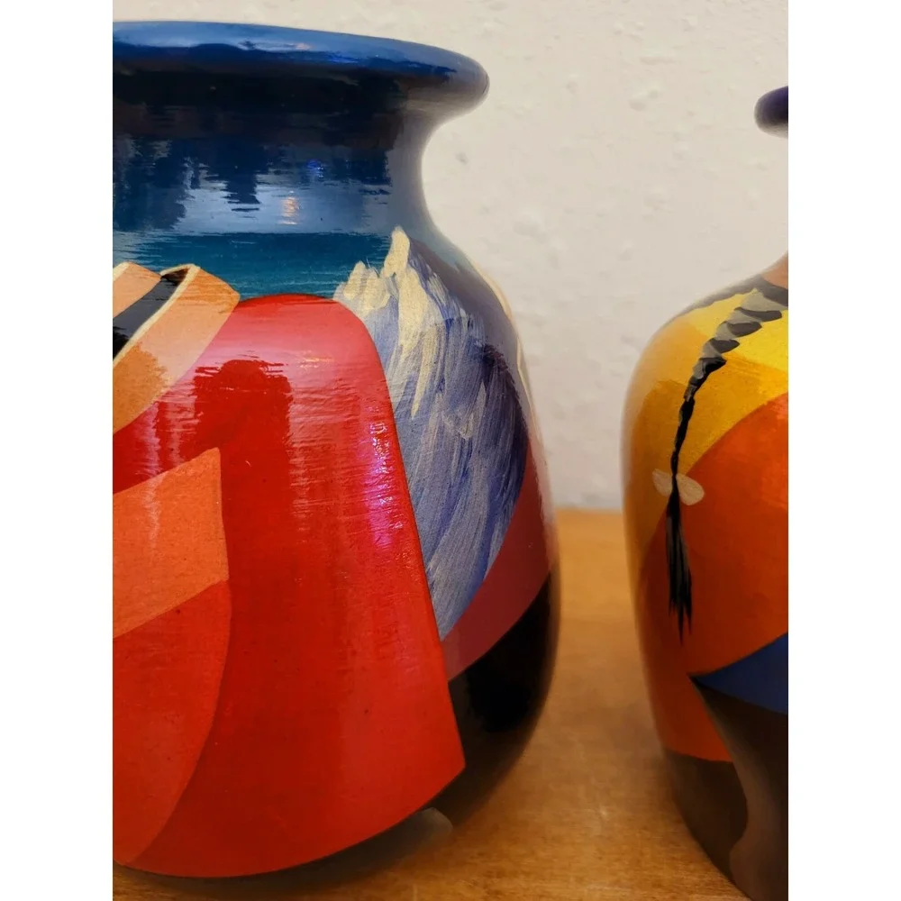 Pair of Collectible Peruvian Vase Handpainted Artist Signed Pancho Vases Jars 6